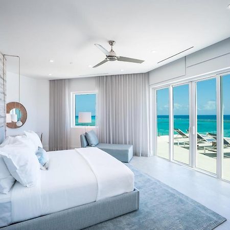 Rum Point Club Residences Driftwood Village 外观 照片