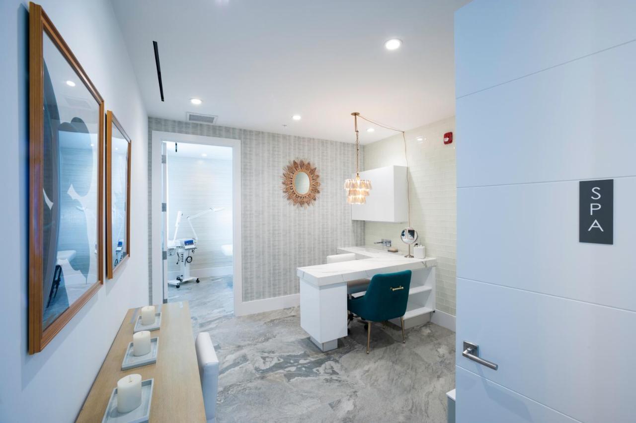 Rum Point Club Residences Driftwood Village 外观 照片