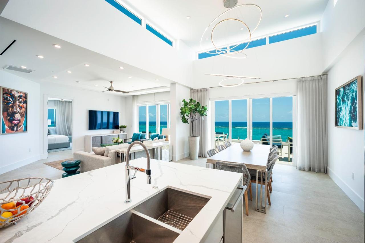 Rum Point Club Residences Driftwood Village 外观 照片