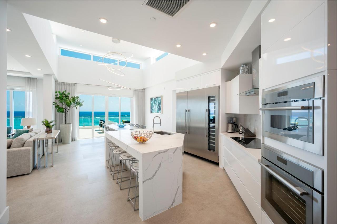 Rum Point Club Residences Driftwood Village 外观 照片