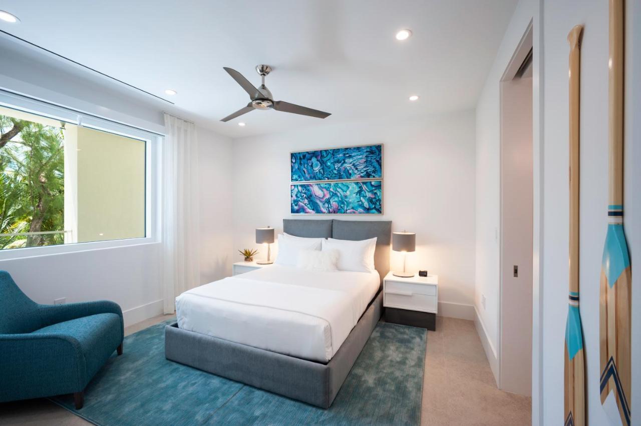 Rum Point Club Residences Driftwood Village 外观 照片